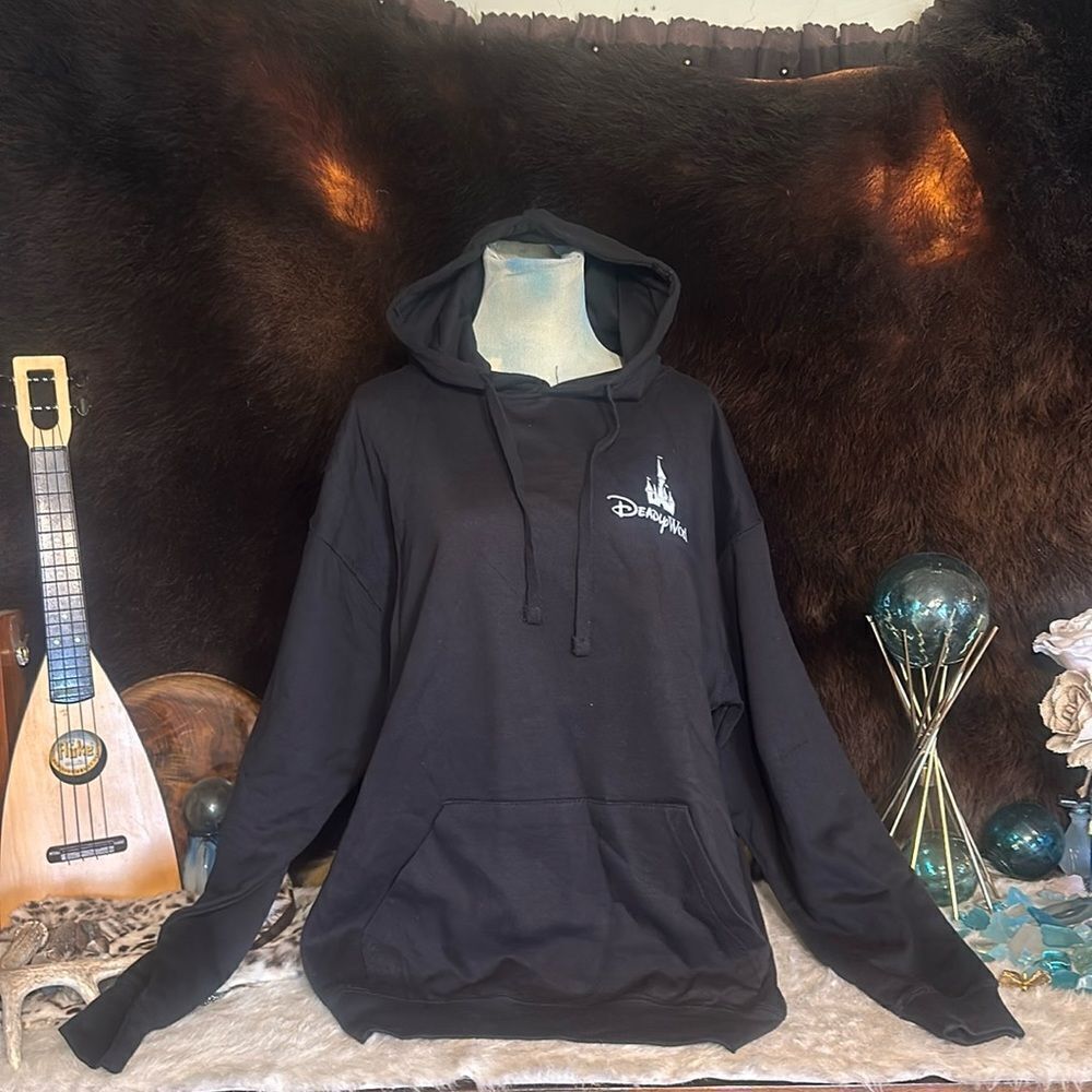 Assholes Live Forever hoodie XL (4750) NWOT